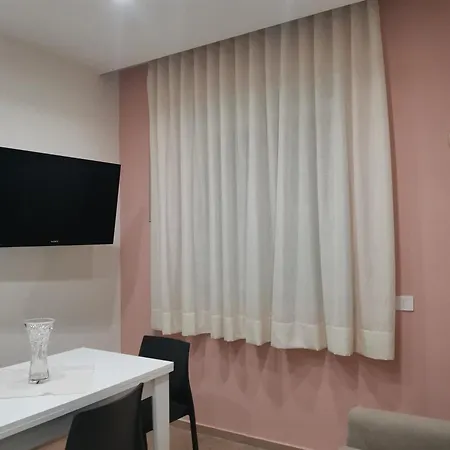 Palazzo Buscema - Casa & Apartman *