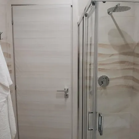 Palazzo Buscema - Casa & Apartman