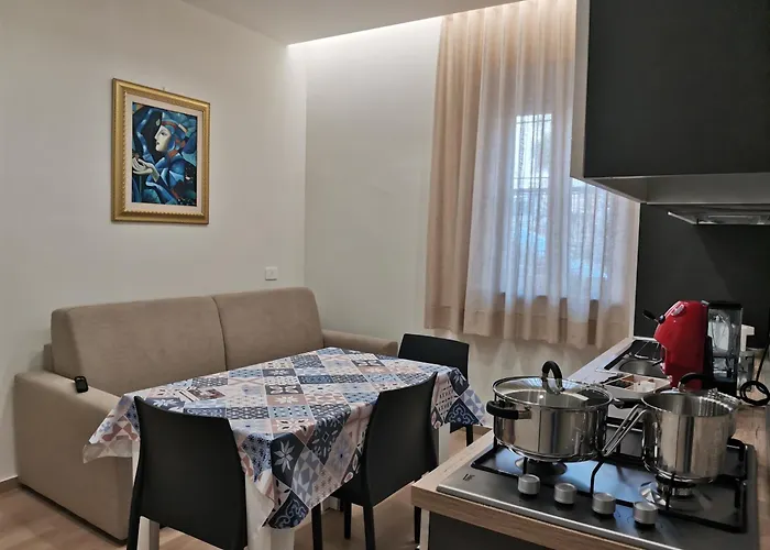 Palazzo Buscema - Casa & * 克罗托内